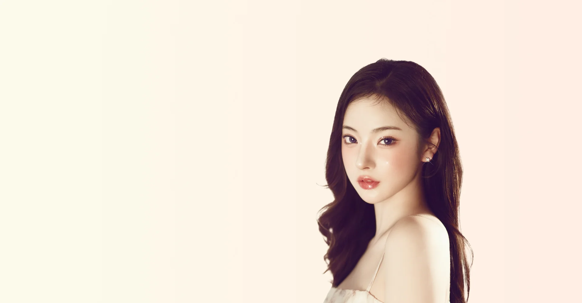 ヒアルロン酸フィラーのイメージ：女性の顔のアップ