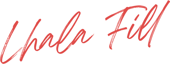 赤い筆記体で「Lhala Fill」と書かれたロゴ